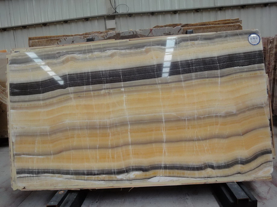 Ice age onyx